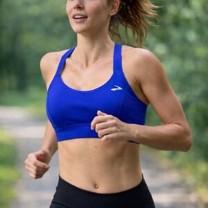 Brooks Women's Blue Razor Back Sports Bra 34DD